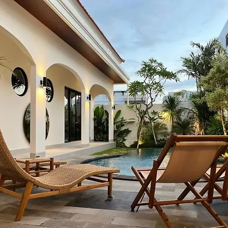The Dahlia'S Villa New 3 Bedroom Canggu-Munggu Seseh